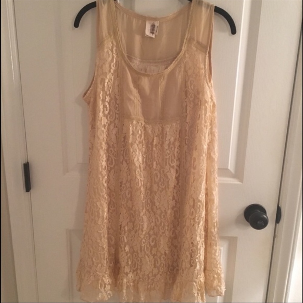 Francesca’s Cream Lace Collection Dress